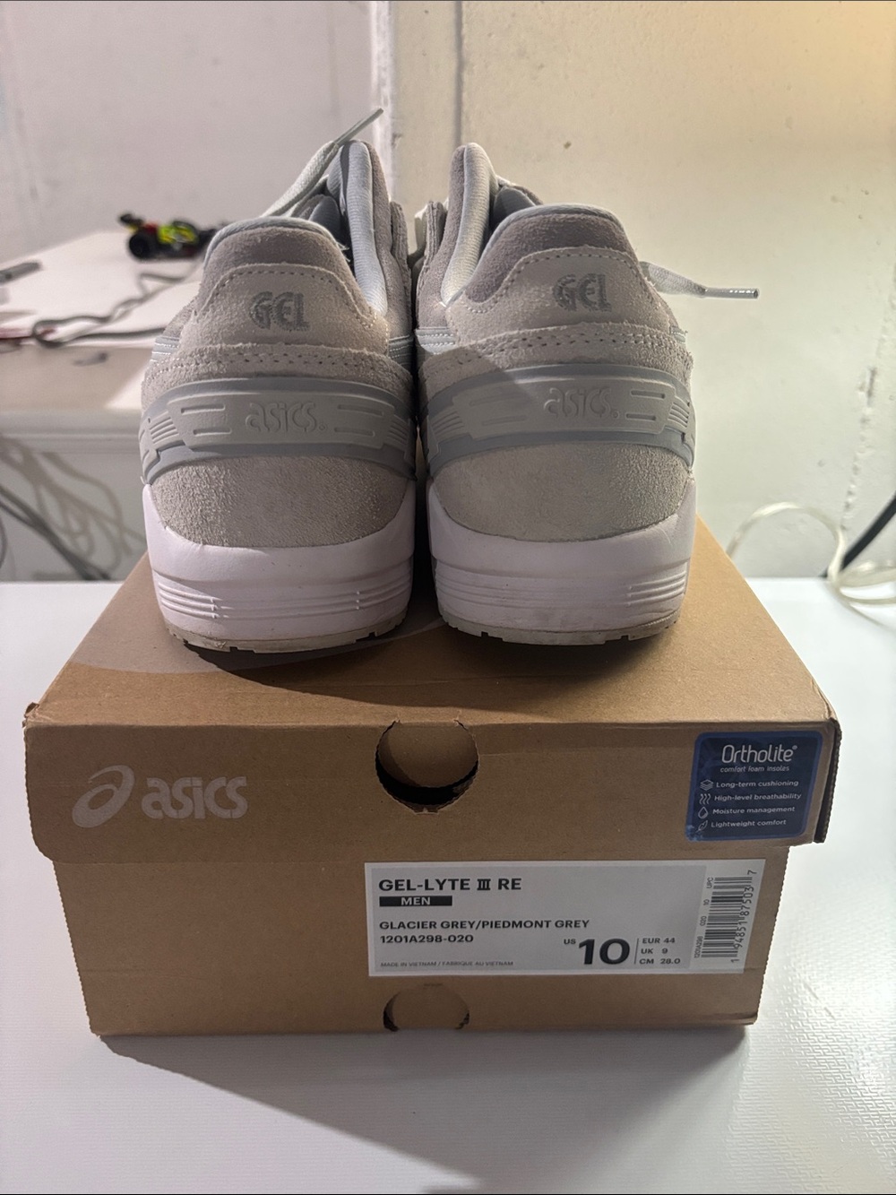 ASICS Glacier Grey GEL-LYTE III RE Sneakers - Picture 4 of 4